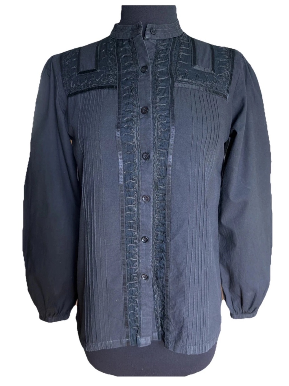 India Imports Black Cotton Button Up Pintuck Pleats Lace Size Small Vintage